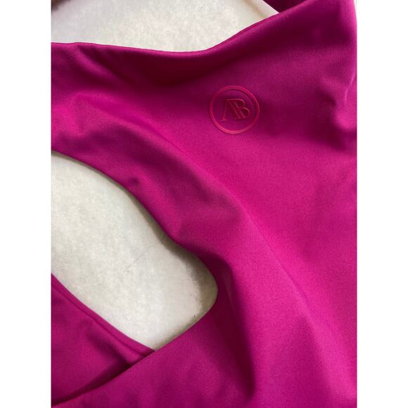 NWT Addison Bay Arch Bra, Berry Mod, Large, 68$ - Picture 3 of 5